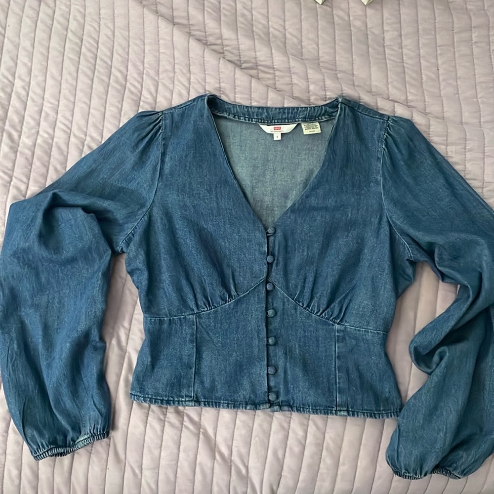 Levi denim V-neck button-down